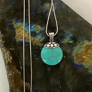 Sterling Silver 925 Round Faux Turquoise Bali Style Pendant Necklace 17" Chain